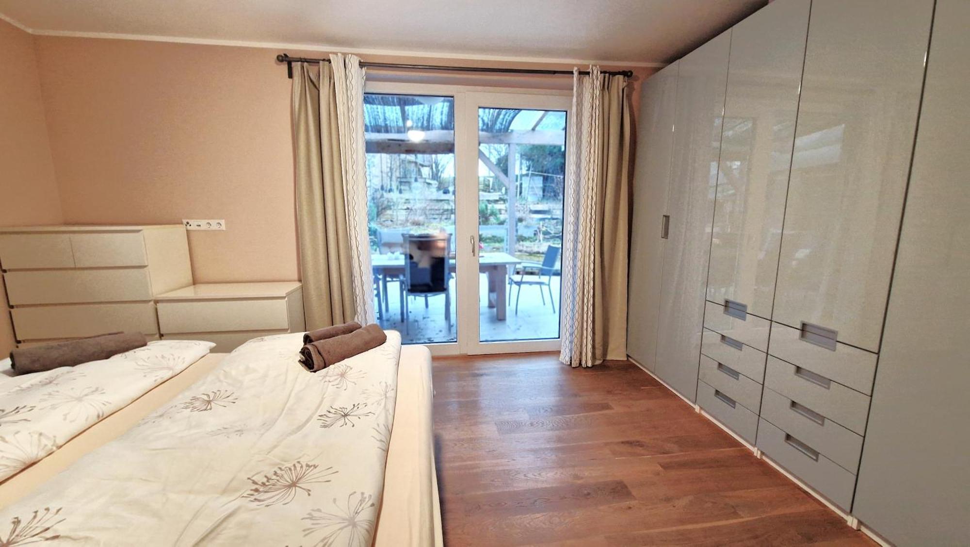 Wohnung Mit Sauna, Garten & Schwimmteich Bietigheim-Bissingen Luaran gambar