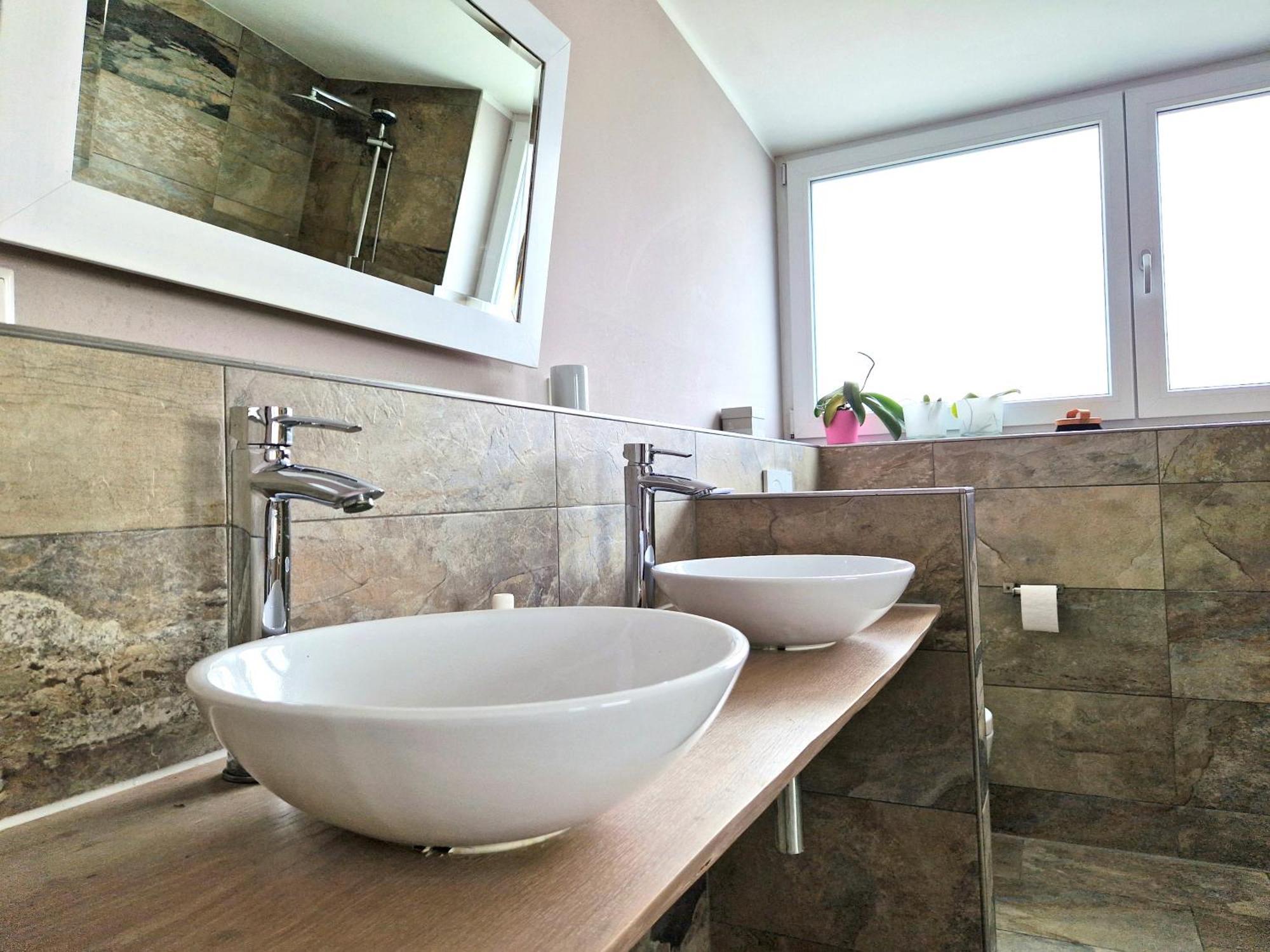 Wohnung Mit Sauna, Garten & Schwimmteich Bietigheim-Bissingen Luaran gambar